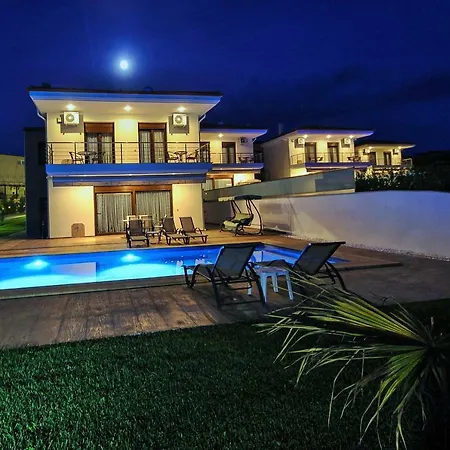 Villas Willa Hanioti