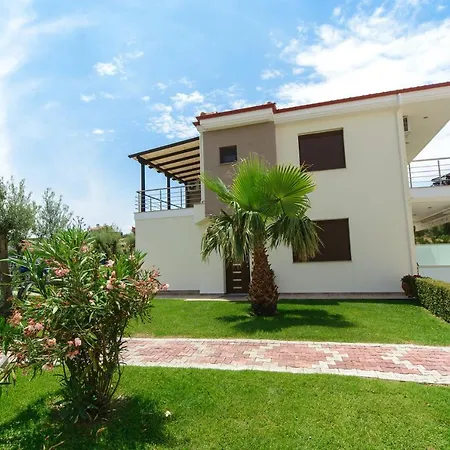 Villa Villas *