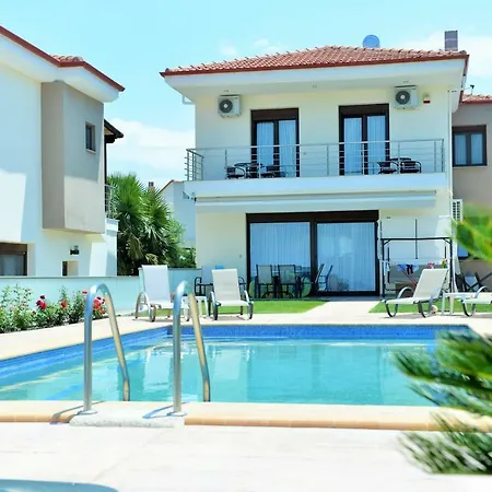 Villa Villas *